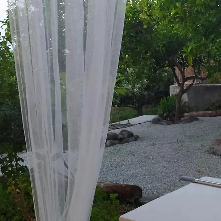 Punta Granata Дом отдыха Санта-Марина-Салина