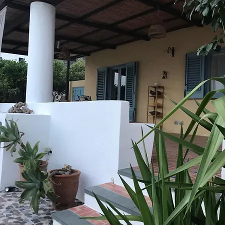 Semesterbostad Punta Granata